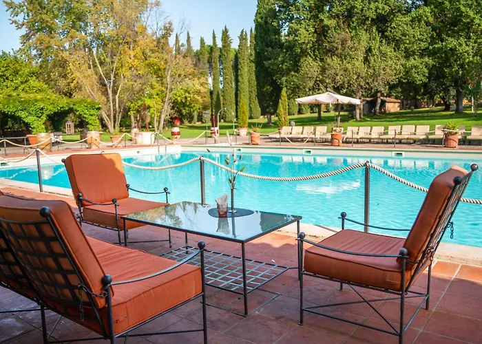 Borgo San Luigi Hotel