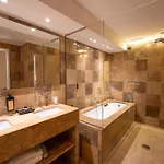 Borgo San Luigi Hotel