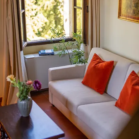 Hotel Borgo San Luigi 4*