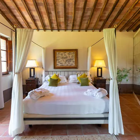 Hotel Borgo San Luigi 4*