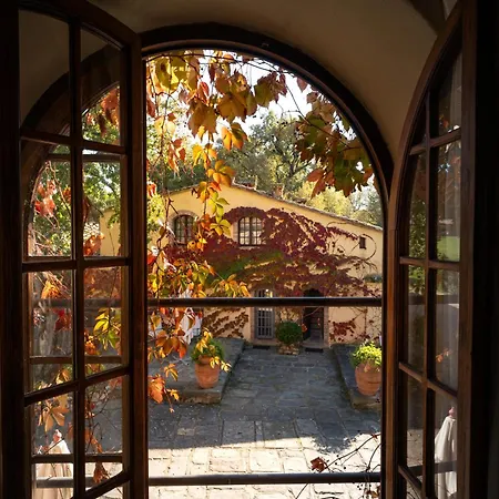 Hotel Borgo San Luigi 4*