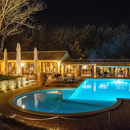 Отель Borgo San Luigi Монтериджиони