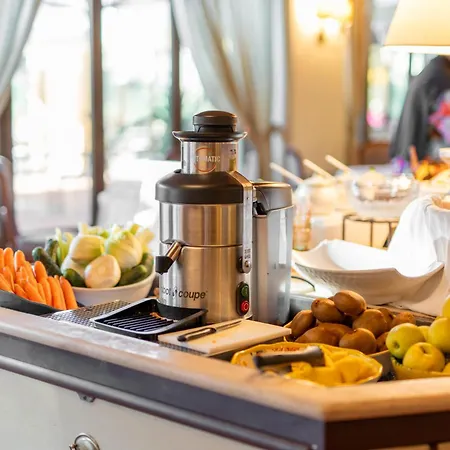 Borgo San Luigi 4* Монтериджиони