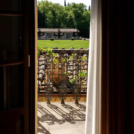 Borgo San Luigi Отель 4*