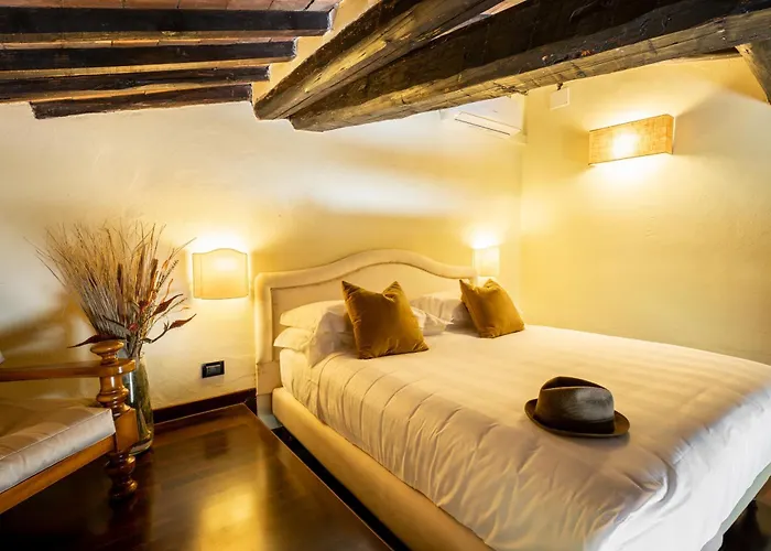 Borgo San Luigi Monteriggioni